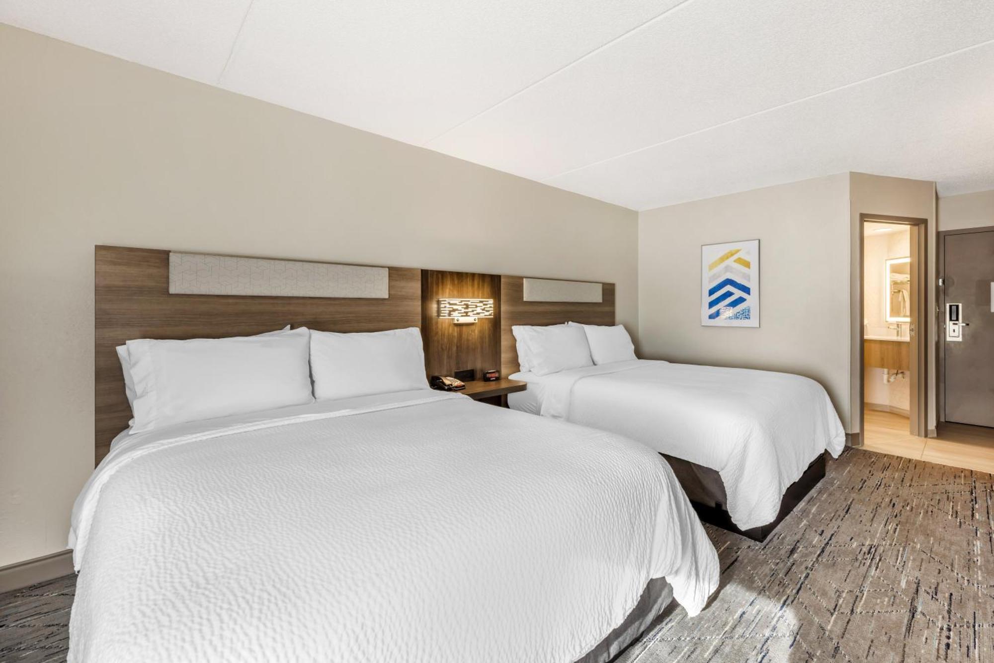 Holiday Inn Express Crestwood By Ihg Exterior foto