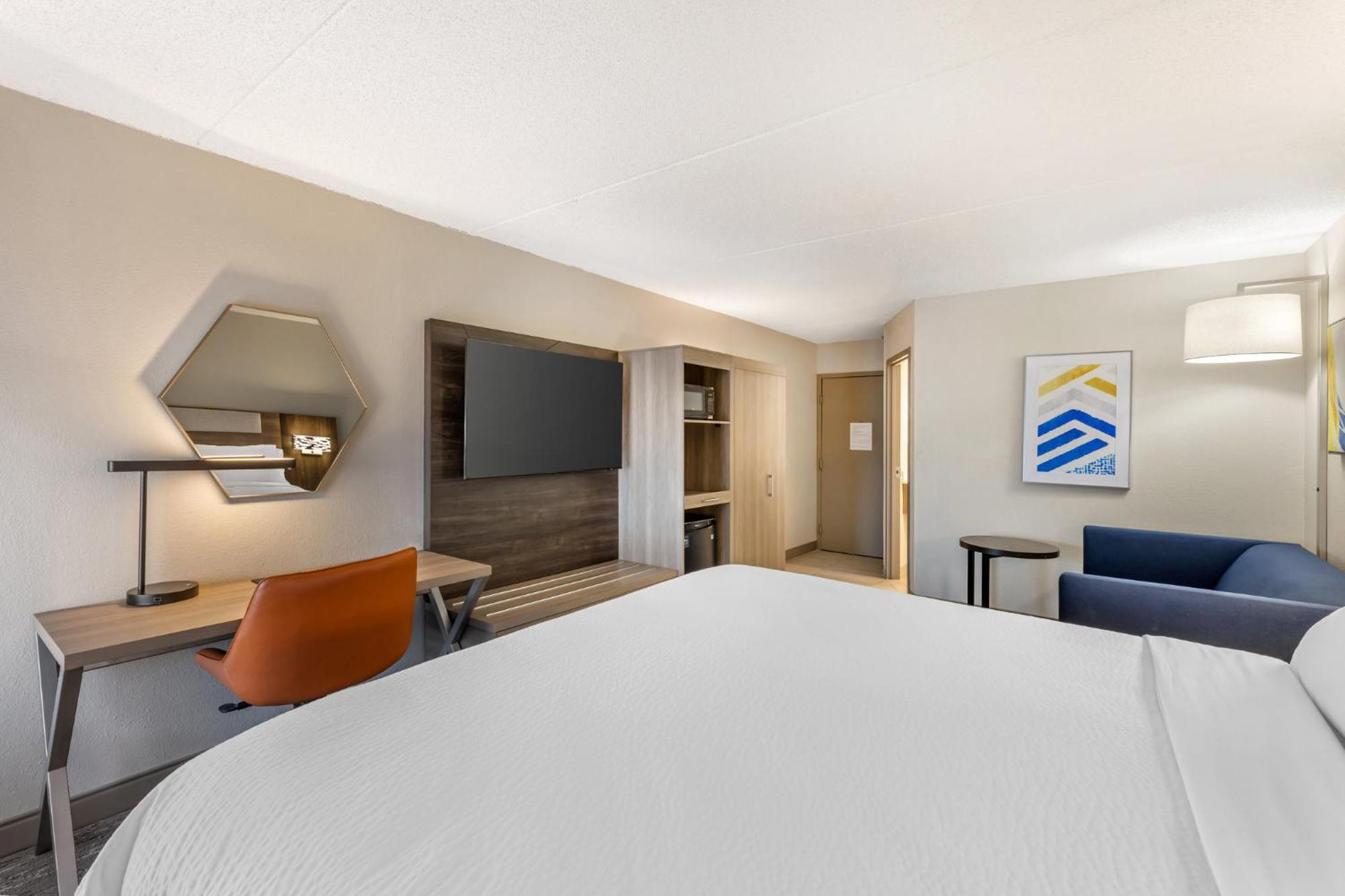 Holiday Inn Express Crestwood By Ihg Exterior foto